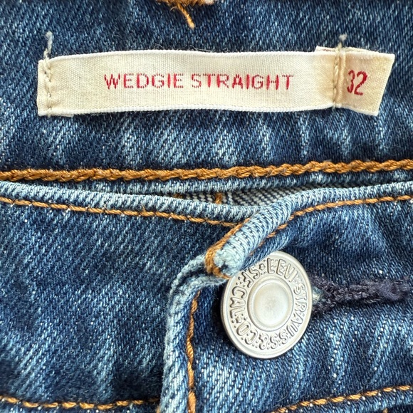 Women’s Levi’s Wedgie Straight Jeans, Size 32 - Picture 4 of 13